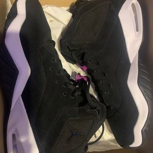 Jordan B’Loyal Size 9.5
